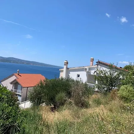 Daire 3 With Pool And Amazing Sea View