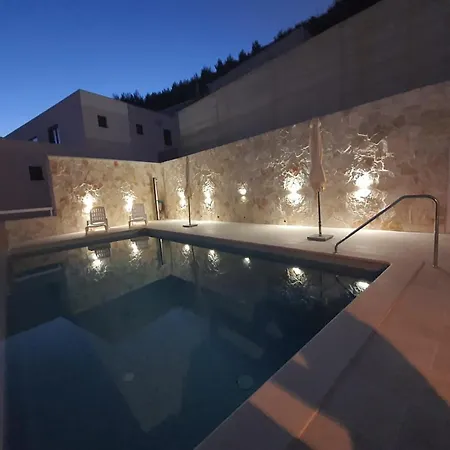 Lejlighed 3 With Pool And Amazing Sea View