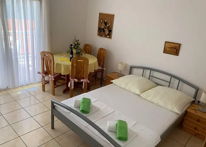 3 With Pool And Amazing Sea View Daire