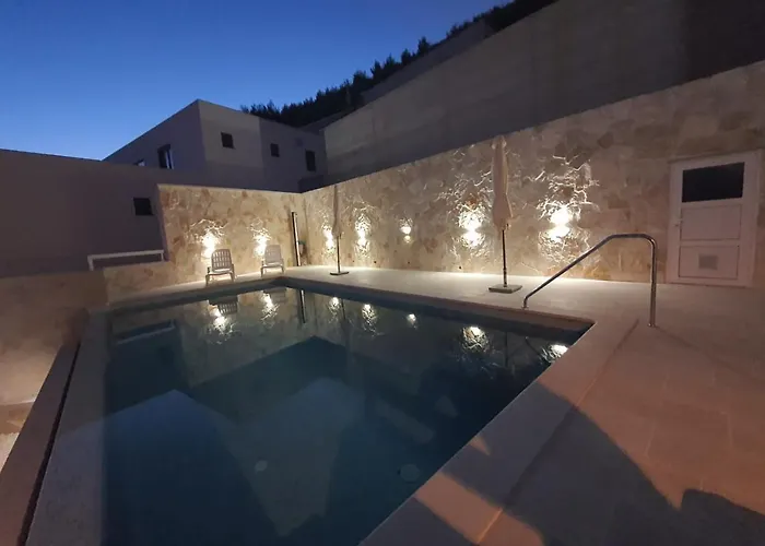 Daire 3 With Pool And Amazing Sea View